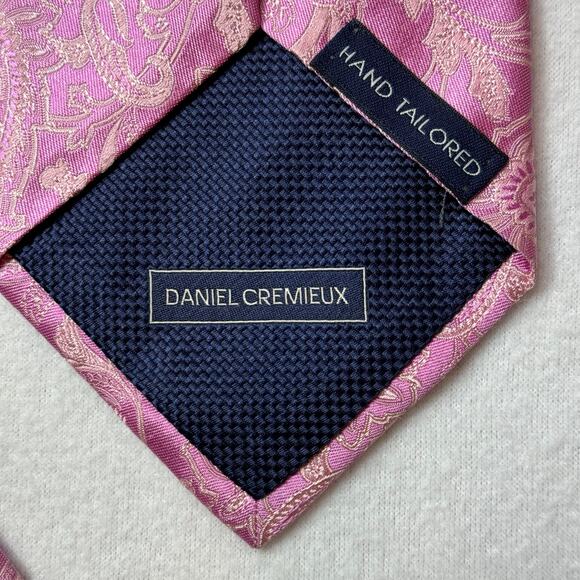 Daniel Cremieux Mens 59” Necktie Hand Tailored 100% Soie Silk Pink Made in USA - Picture 5 of 6
